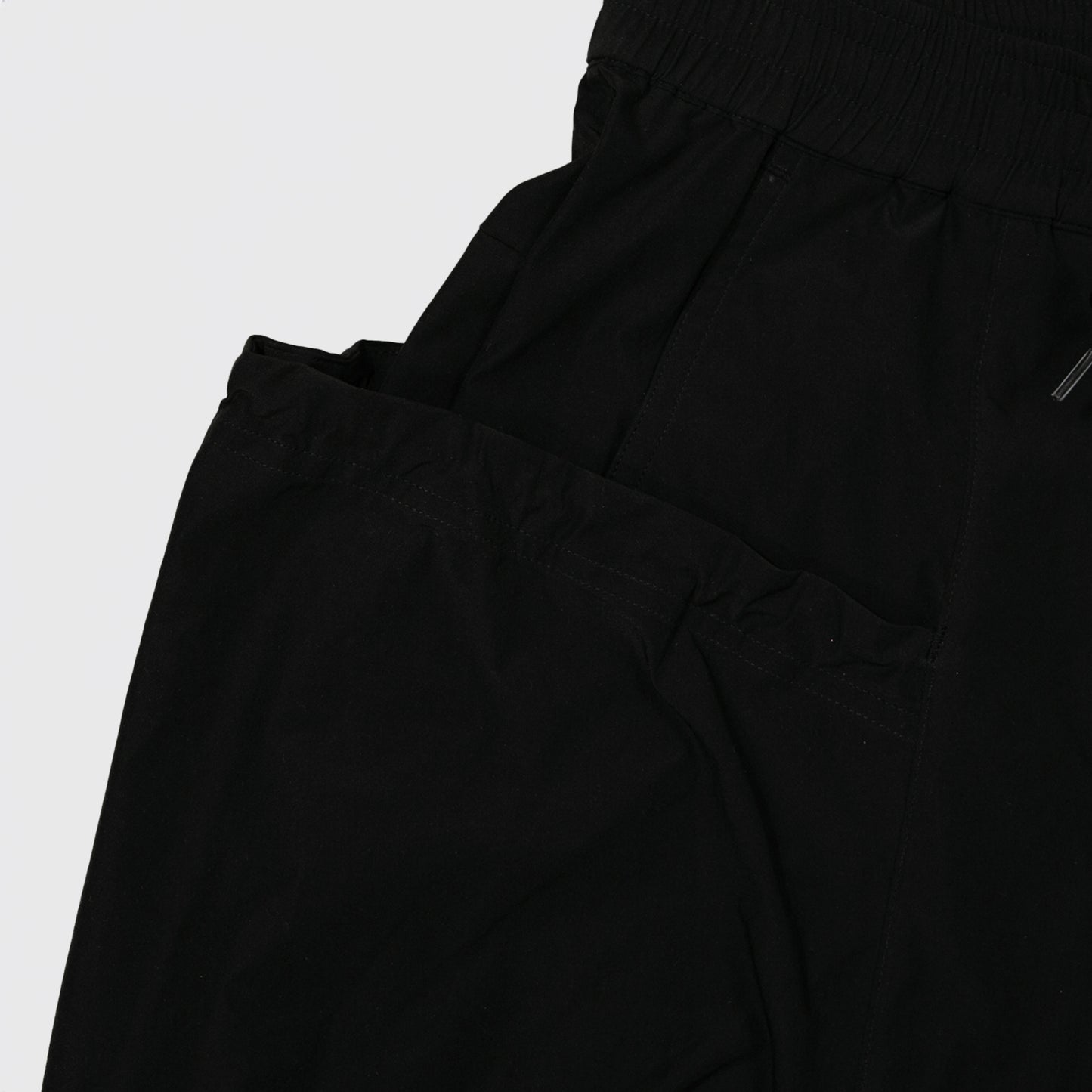 PODEROSA DIVERSE HALF PANTS / BLACK