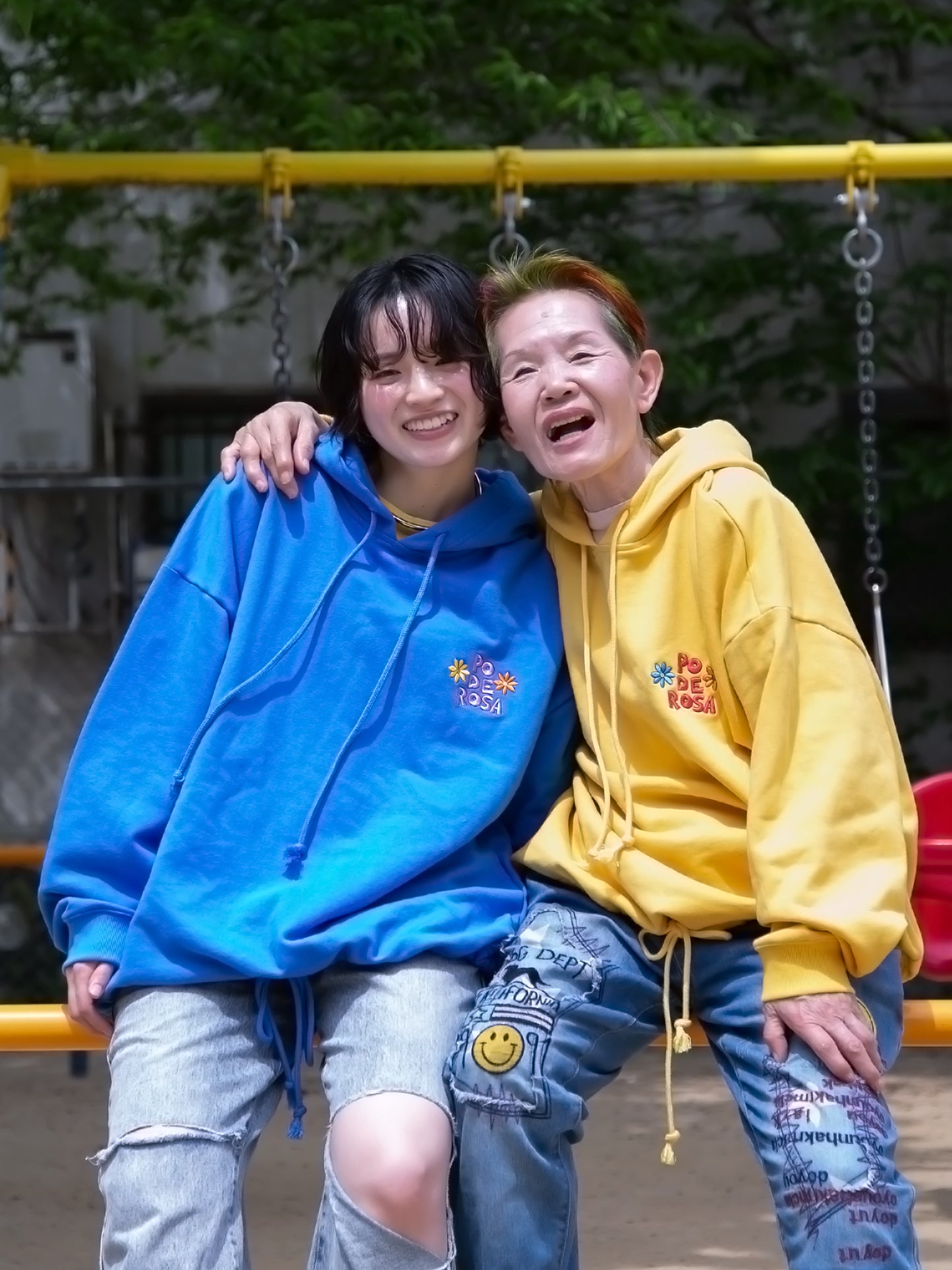 PODEROSA FLOWER LOGO HOODIE / YELLOW
