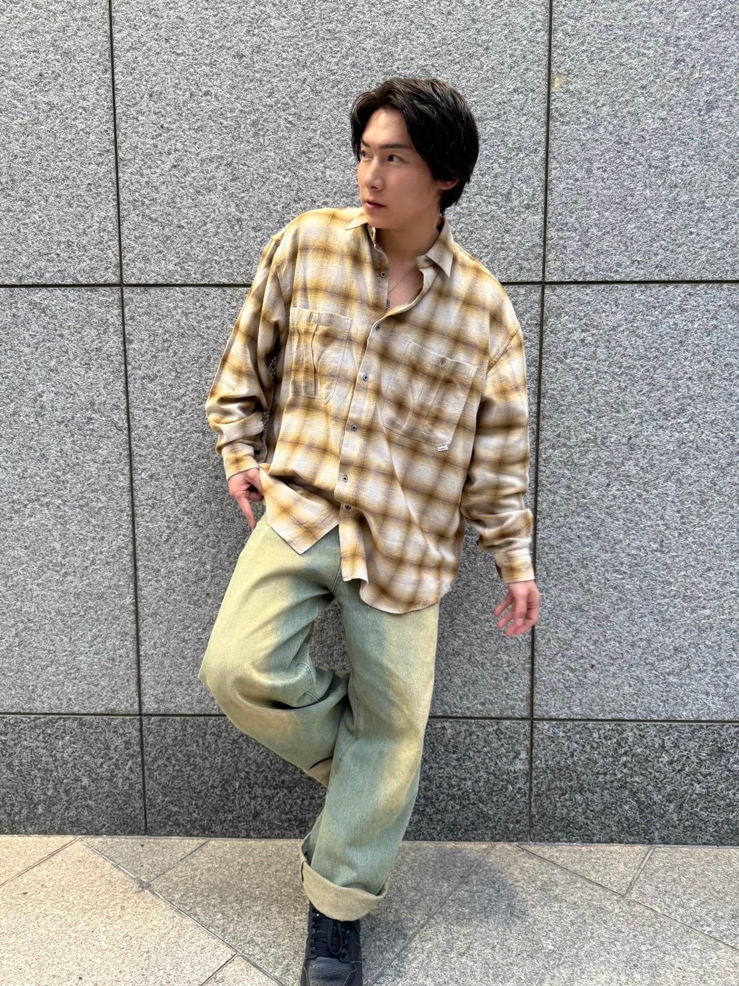 RELAXING LIFE BOX CHECK SHIRT / BEIGE