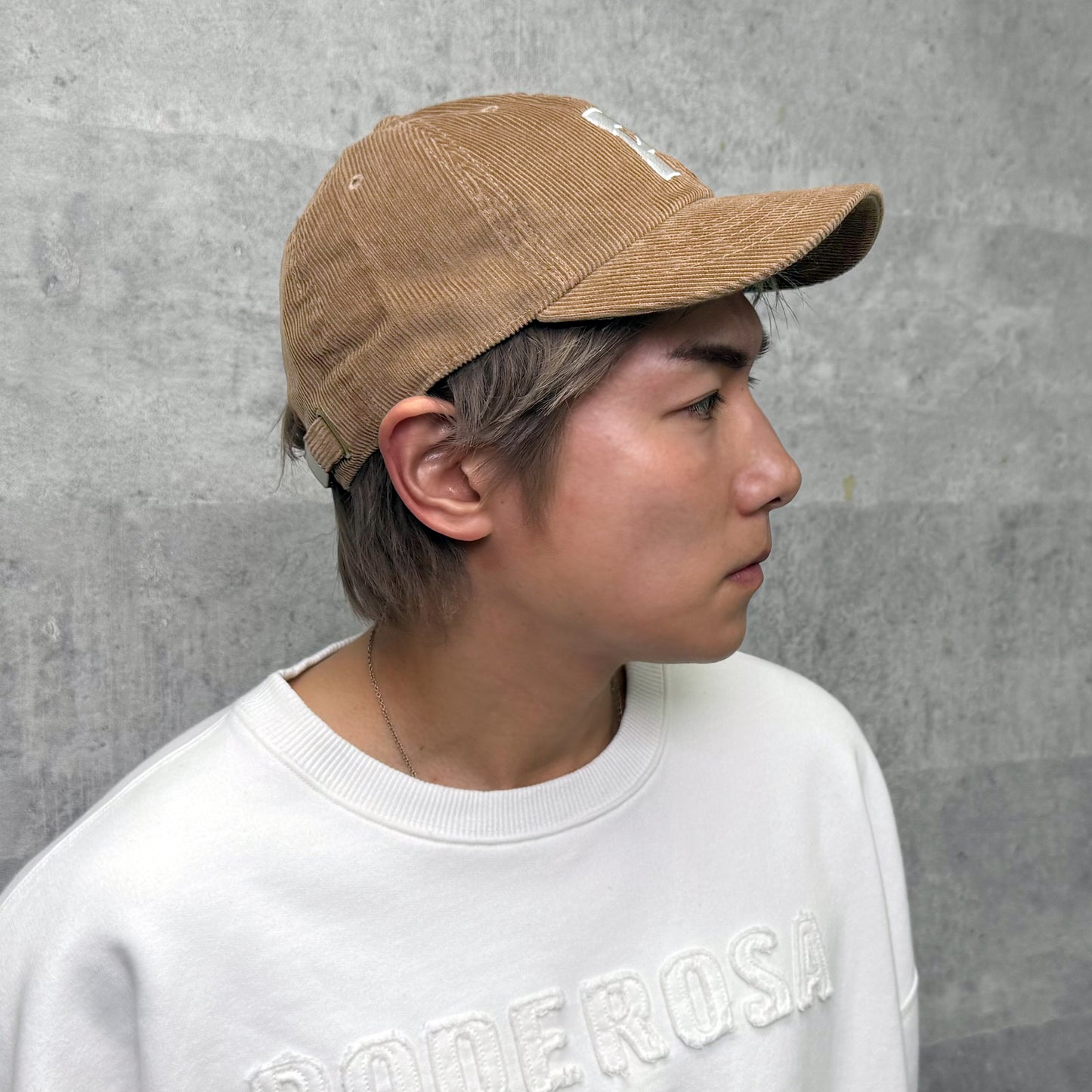 PODEROSA LOGO CORDUROY CAP / MOCHA