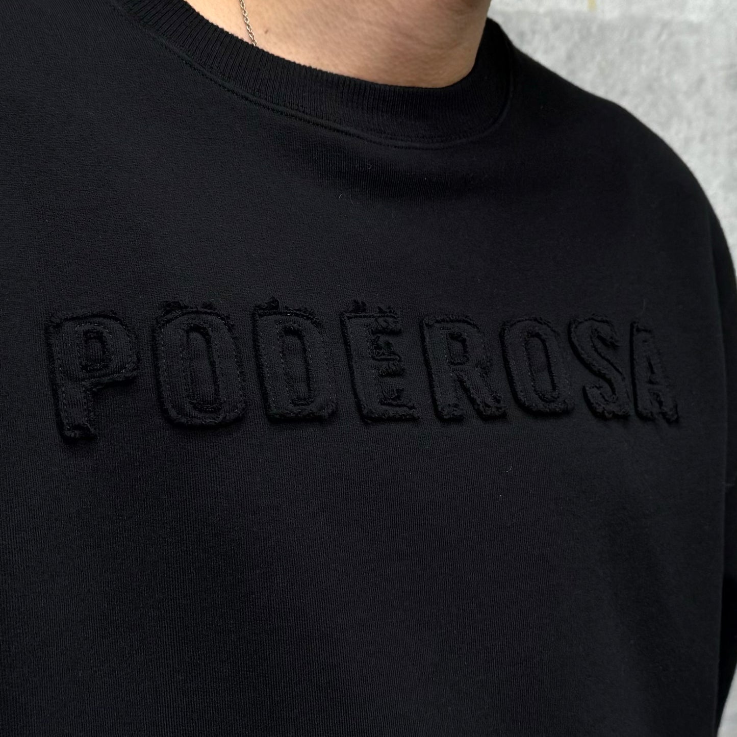 PODEROSA EMBROIDERED PATCH SWEAT SHIRT / BLACK