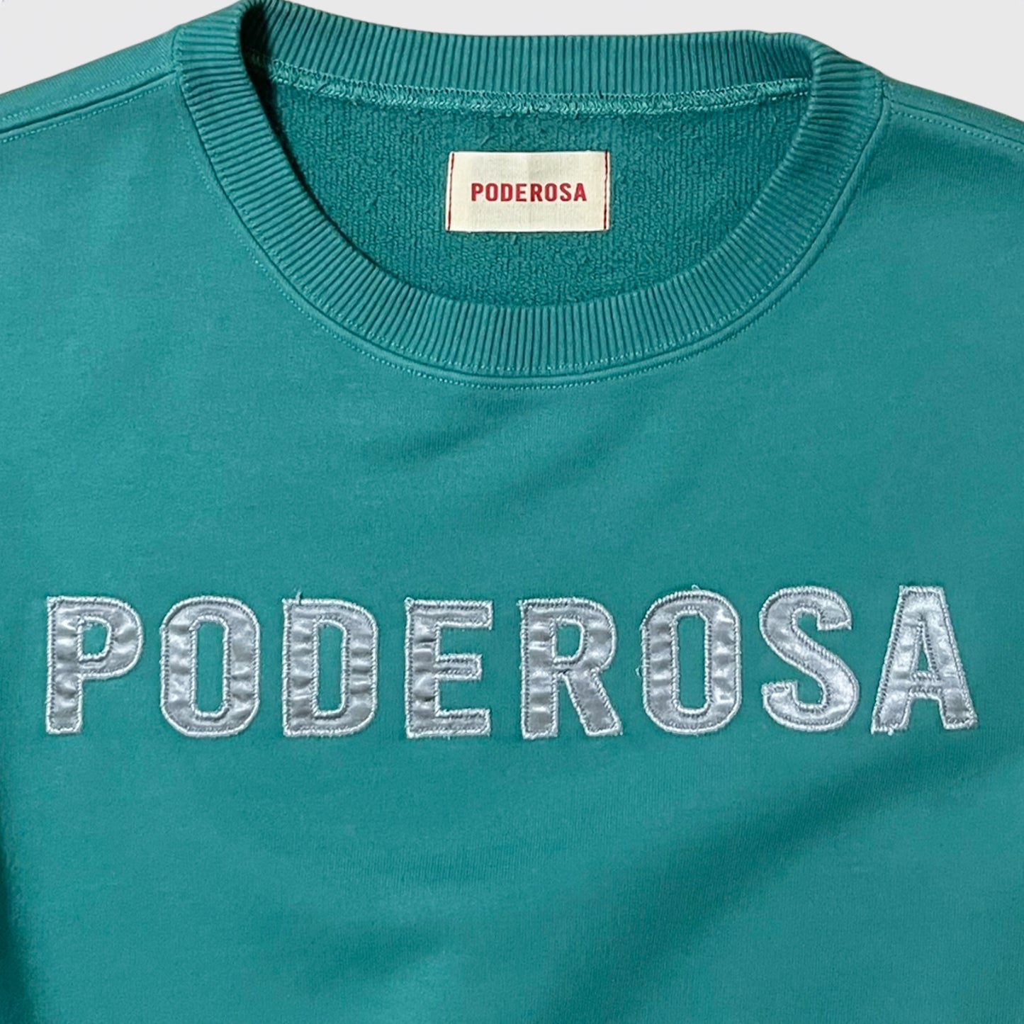 PODEROSA EMBROIDERED PATCH SWEAT SHIRT / GREEN